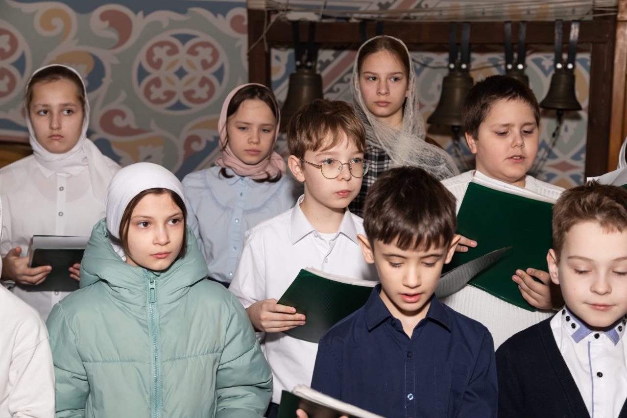 Детский хор на клиросе - фото 4